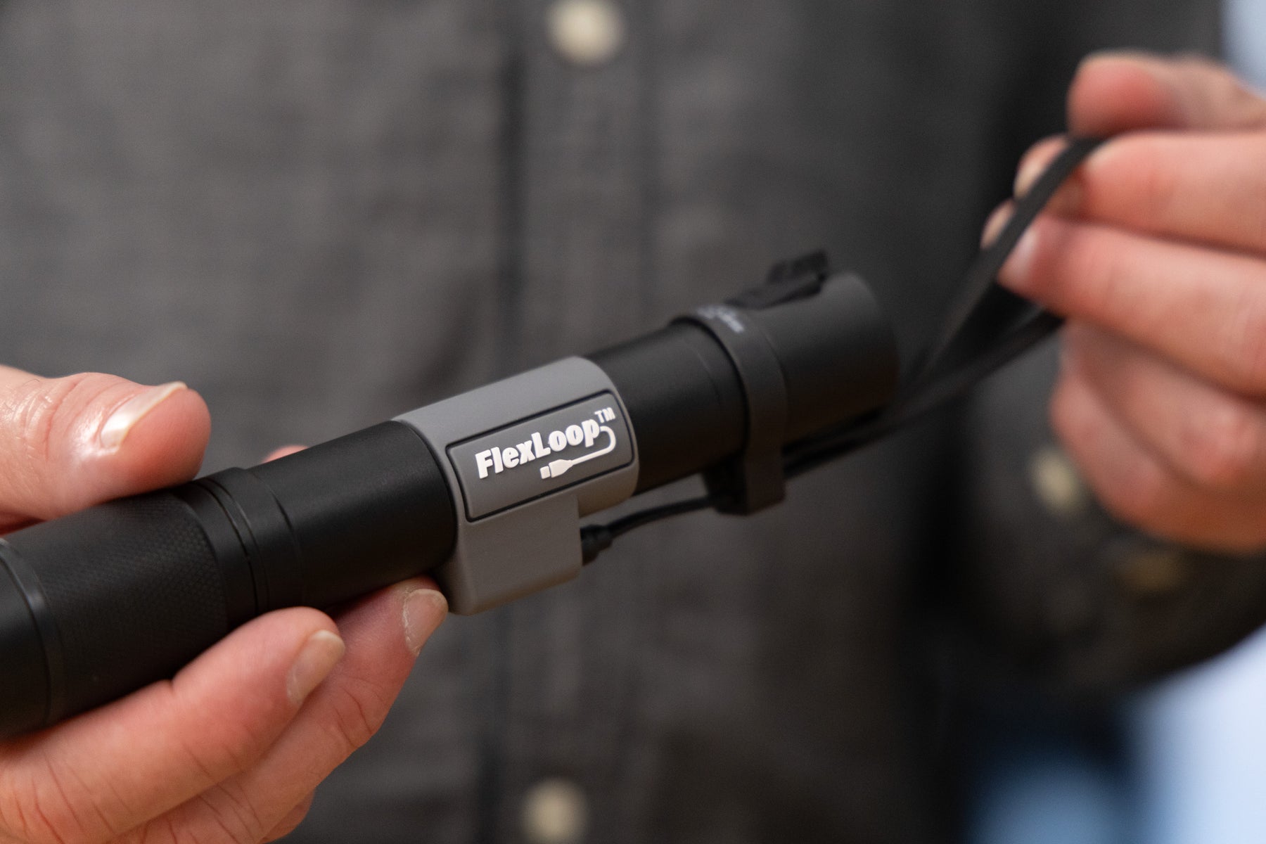 FLEXLOOP AURA RX 1300 LUMEN FLASHLIGHT