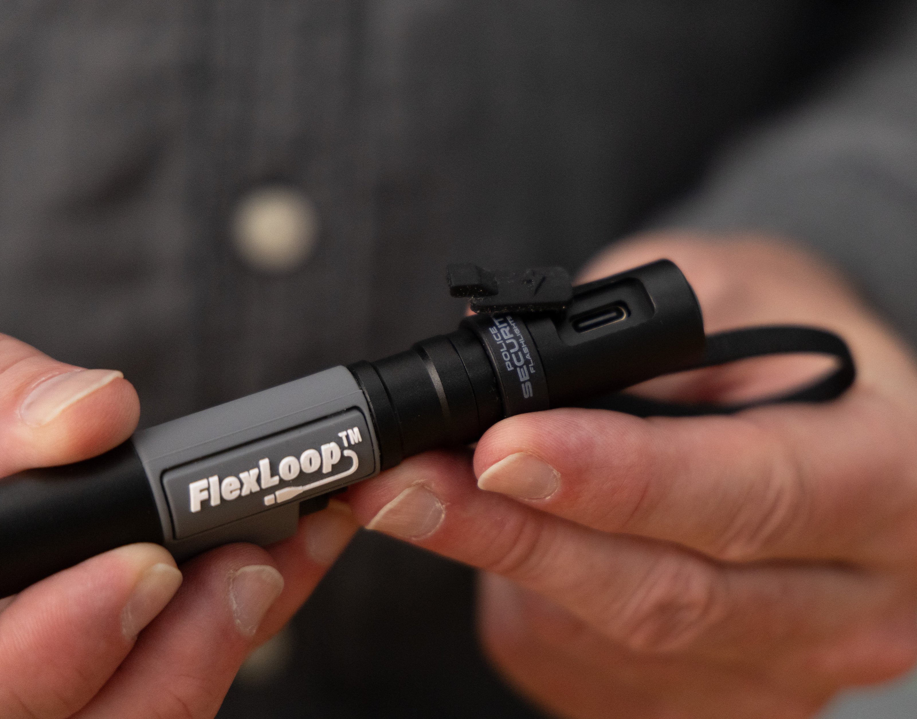 FLEXLOOP AURA RS 400 LUMEN FLASHLIGHT