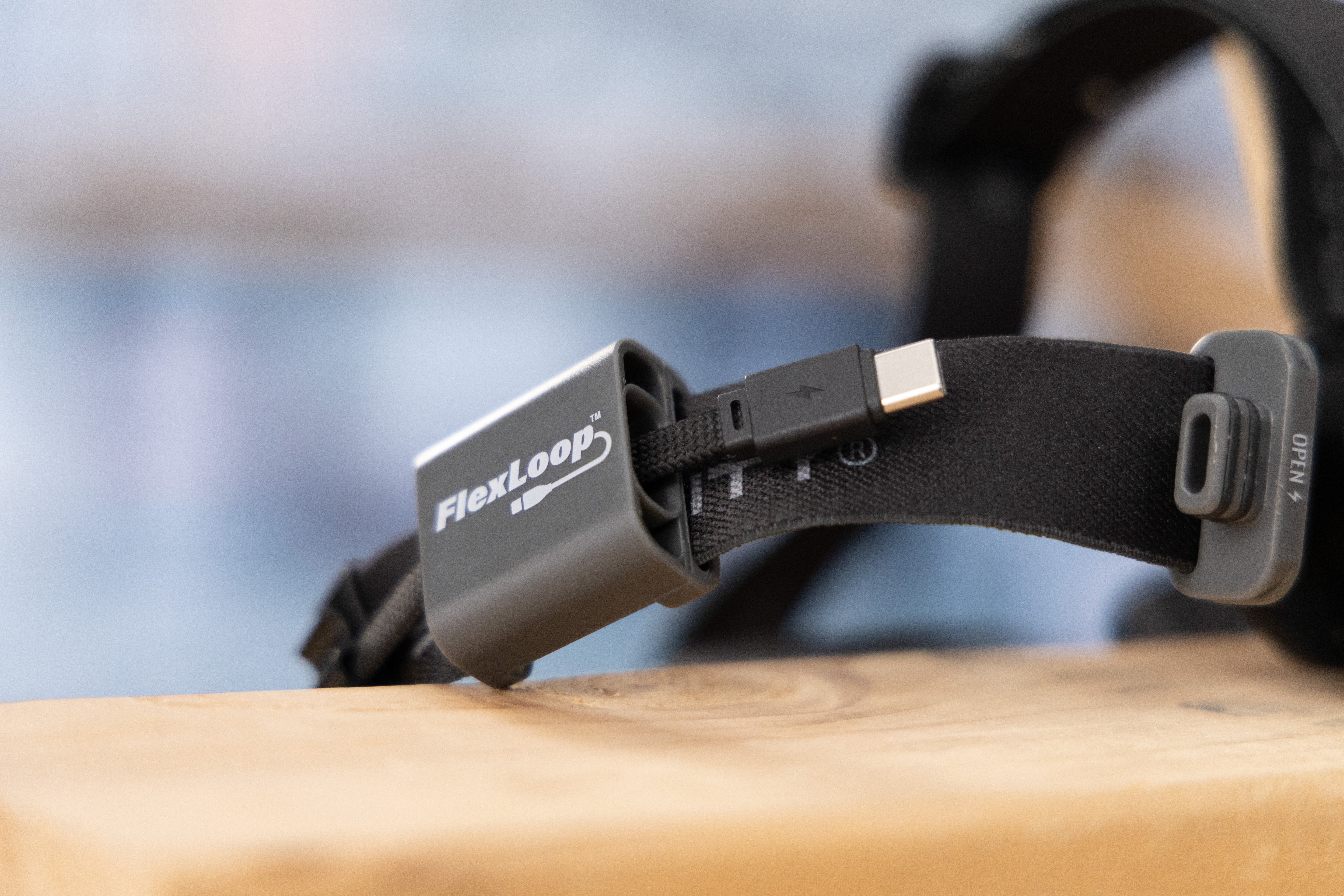 FLEXLOOP 1000 LUMEN HEADLAMP